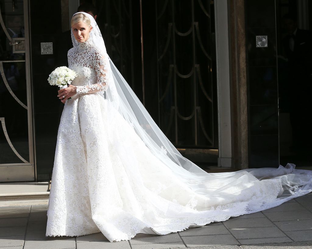 Vestido de novia de Valentino de Nicky Hilton en su boda con James Rothschild