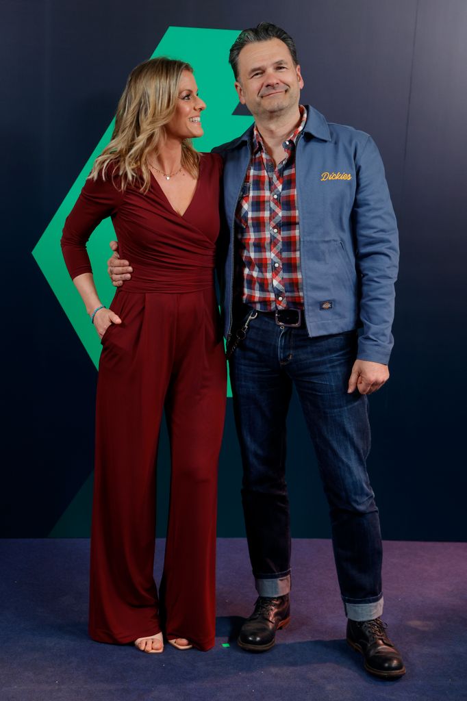 Andrea Ropero e Iñaki López en el 20 aniversario de El Intermedio