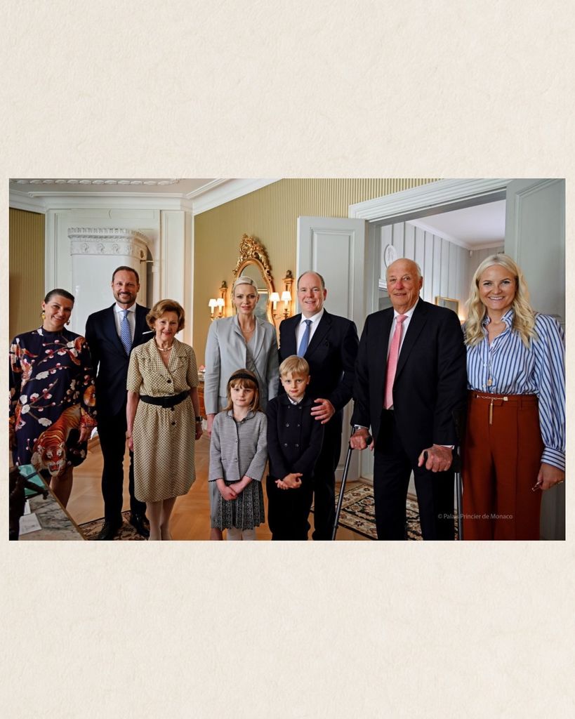 El Palacio Principesco de Mónaco compartió esta foto tras el fallecimiento del rey Harald de Noruega.