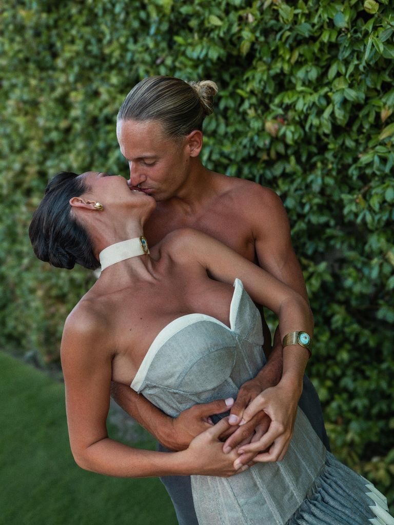 El beso de película con Marcos Llorente en su fiesta de cumpleaños