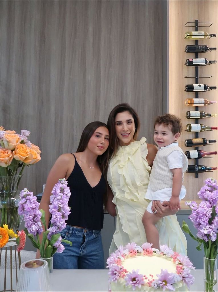 Daniela Ospina celebra su cumpleaños rodeada del amor de su familia 
