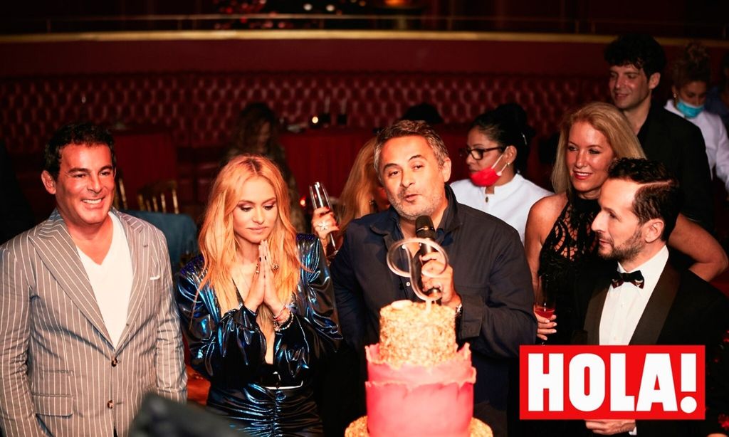 Paulina Rubio y sus hijos en su cumpleaños