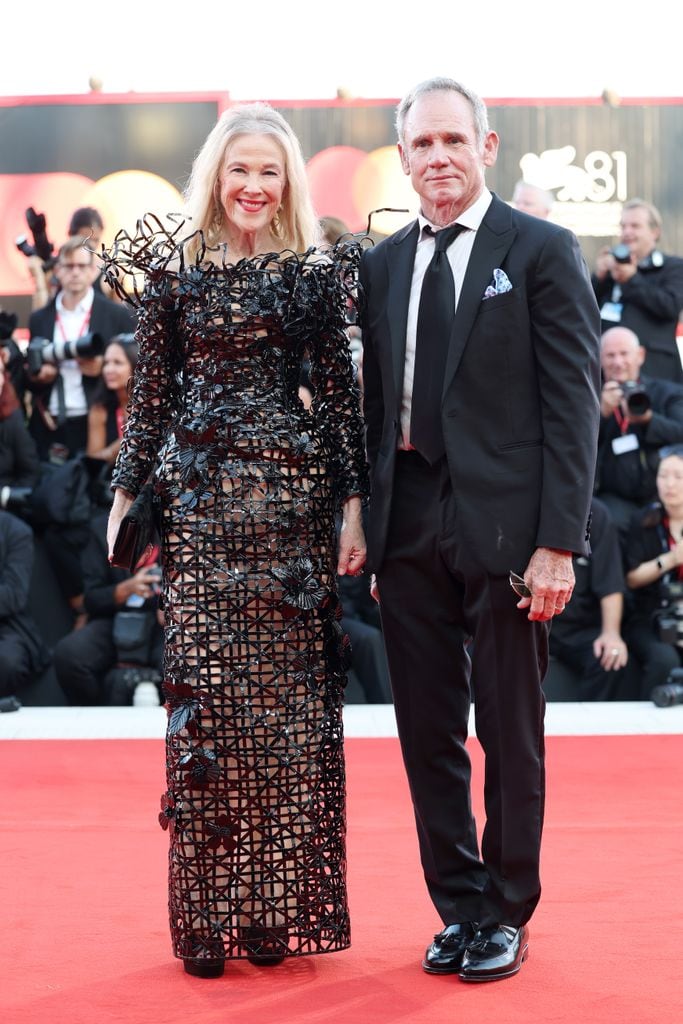 Catherine O'Hara y Bo Welch en el Festival Internacional de Venecia