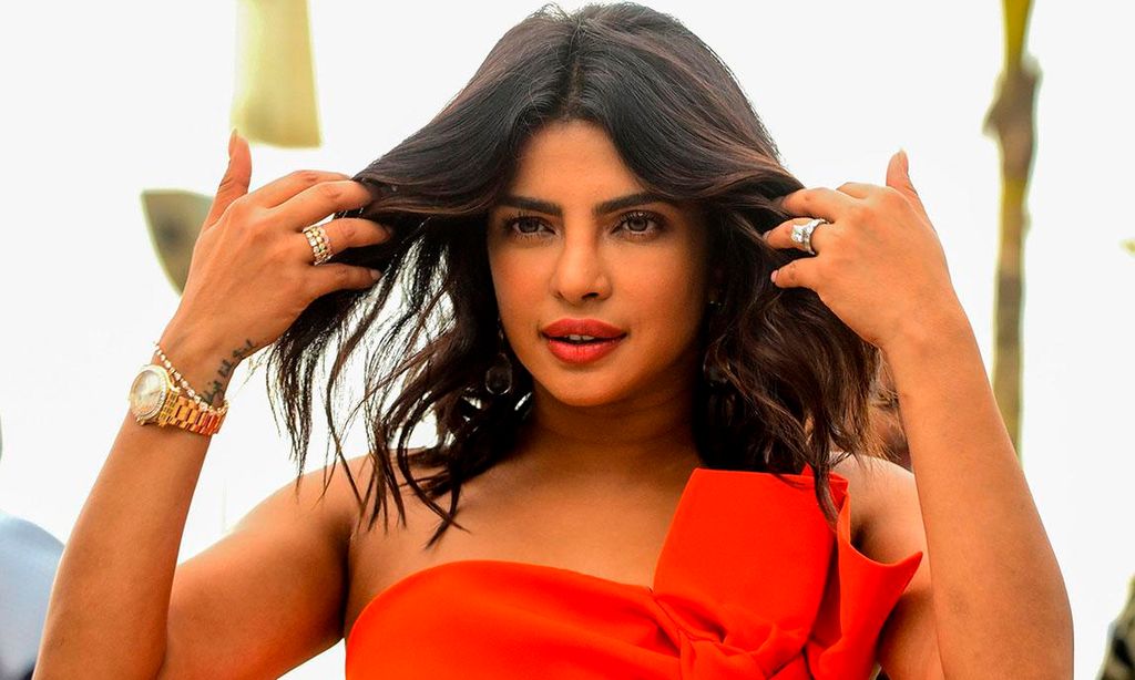 Priyanka sabe que una característica icónica en ella son los labios