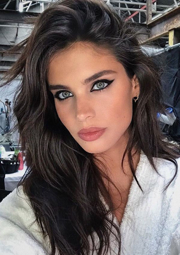 eyeliner-perfecto-sara-sampaio