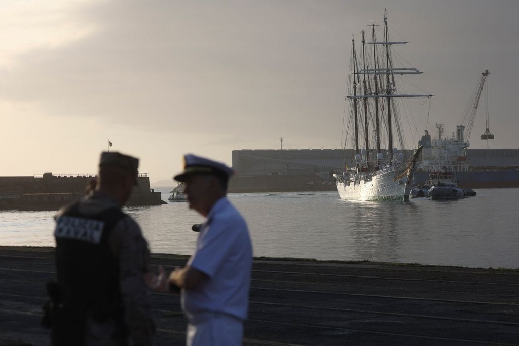 La princesa Leonor llegando a Gijón en Elcano 
