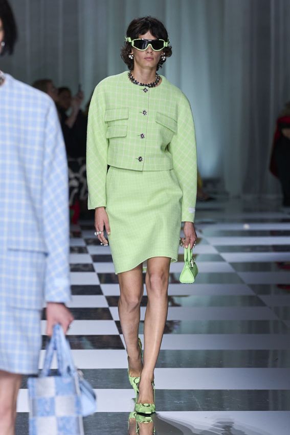 versace025a