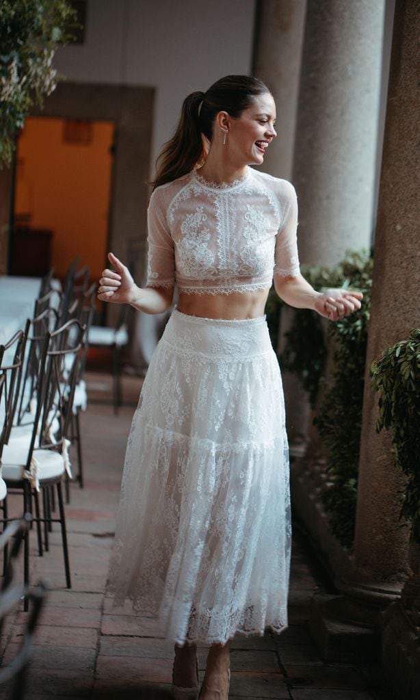 Isabelle Junot looks novia
