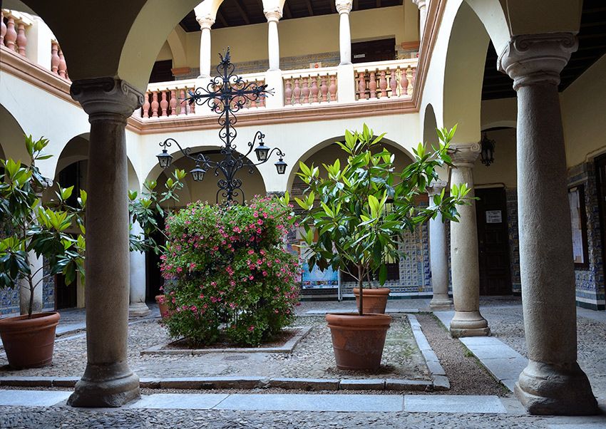 palacio-monsalud
