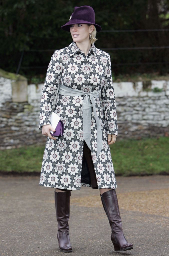 Zara Tindall, entonces Phillips, asistió al servicio de Navidad en Sandringham en 2006