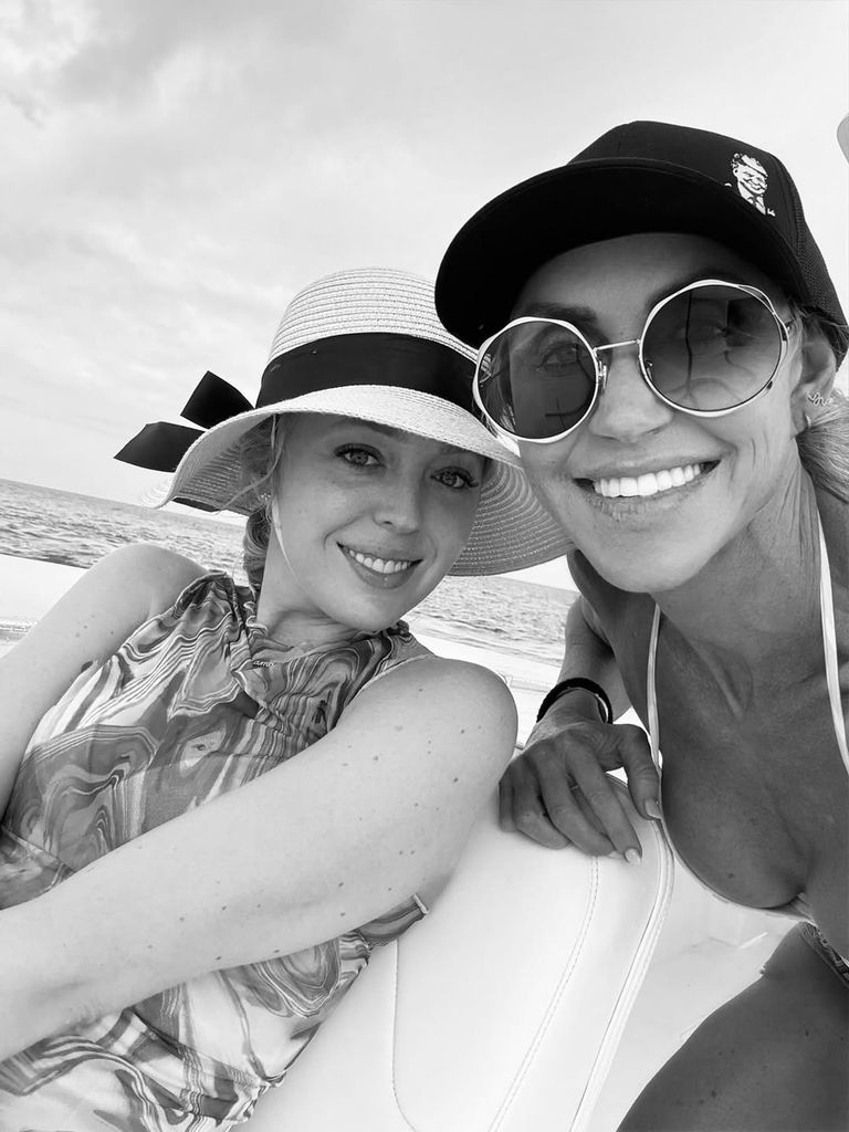 Lara y Tiffany Trump, en la playa
