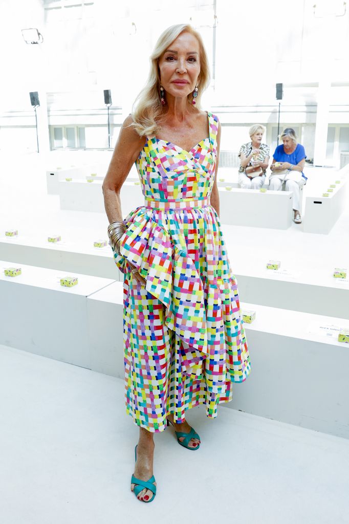 Carmen Lomana, en el front row de la colección de Celia B durante la Mercedes-Benz Fashion Week Madrid 2026 (15 de septiembre de 2026)
