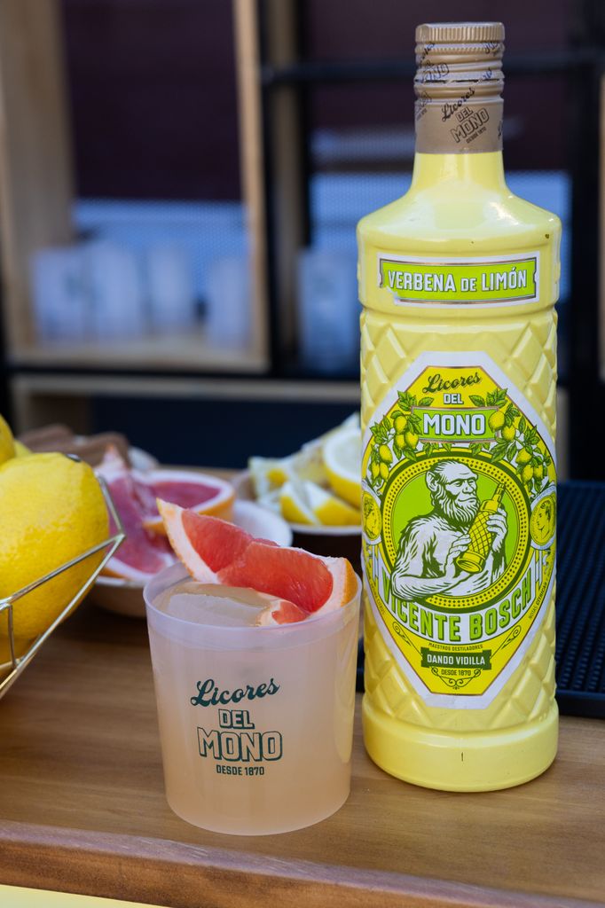 Paloma de limón y pomelo, frescura en copa