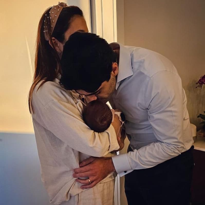 Maity Interiano, Anuar Zidán y su bebé