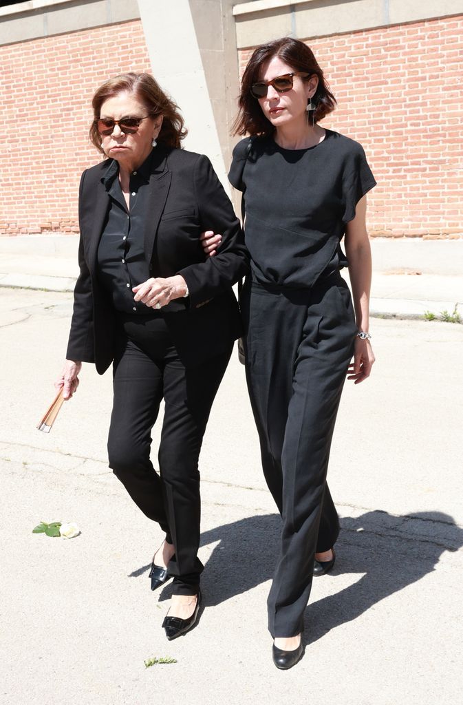 Marisa Jordi, viuda de Alfonso de Borbón, y su hija Alejandra