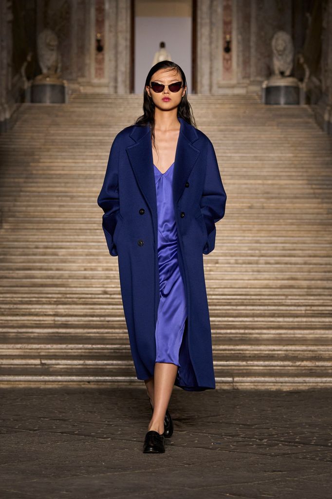 Max Mara: desfile de la colección Resort 2026 en Nápoles