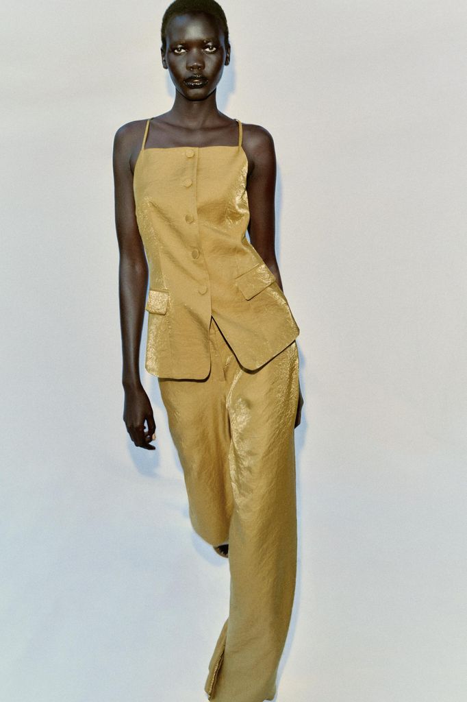 Conjunto Zara junio 2026