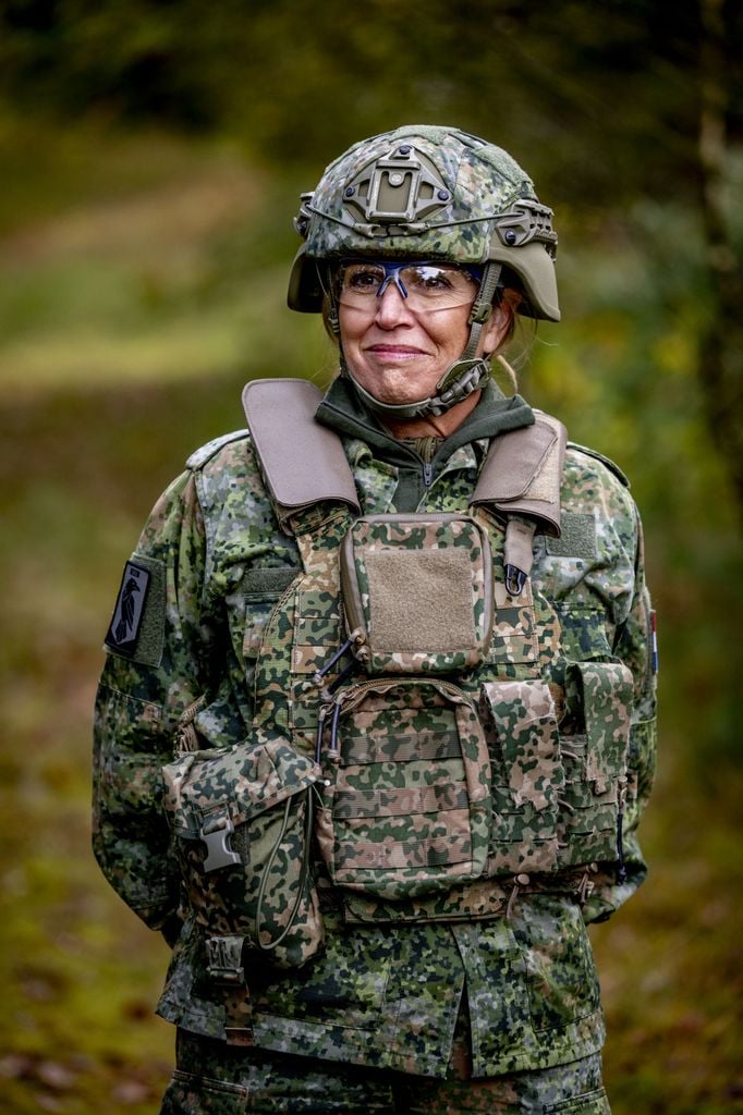 La reina Máxima de Holanda vestida de militar.