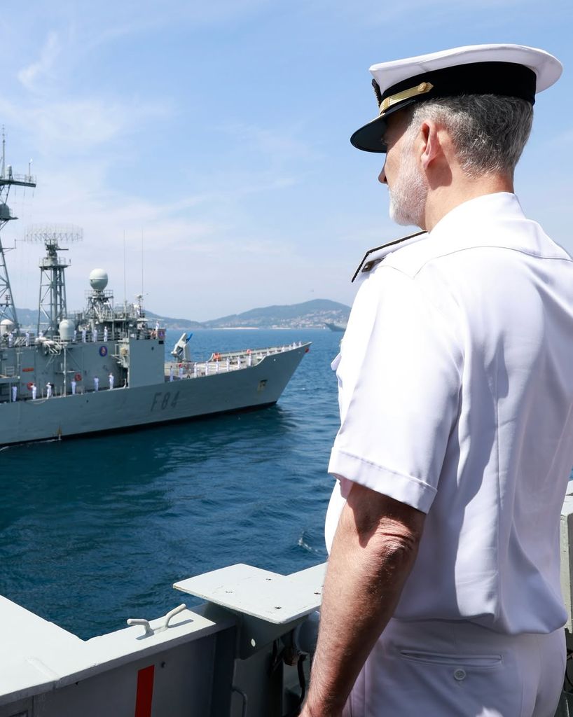 Don Felipe en un momento de la exhibición, donde participado distintos buques de La Armada
