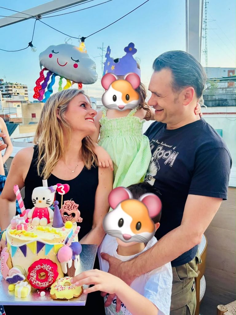 Estampa familiar: Andrea e Iñaki celebran con sus dos hijos el cumpleaños de la benjamina
