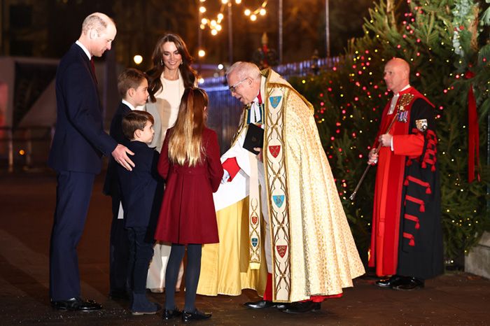 Los príncipes de Gales con sus hijos