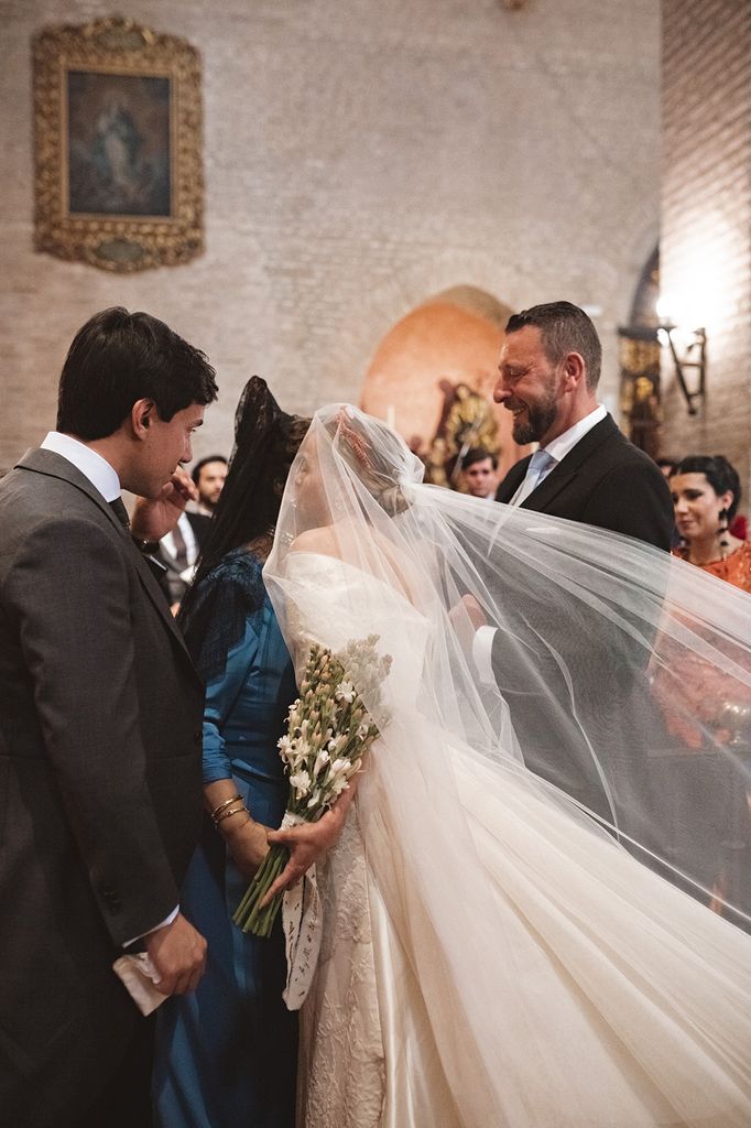 Madrina de boda y novia