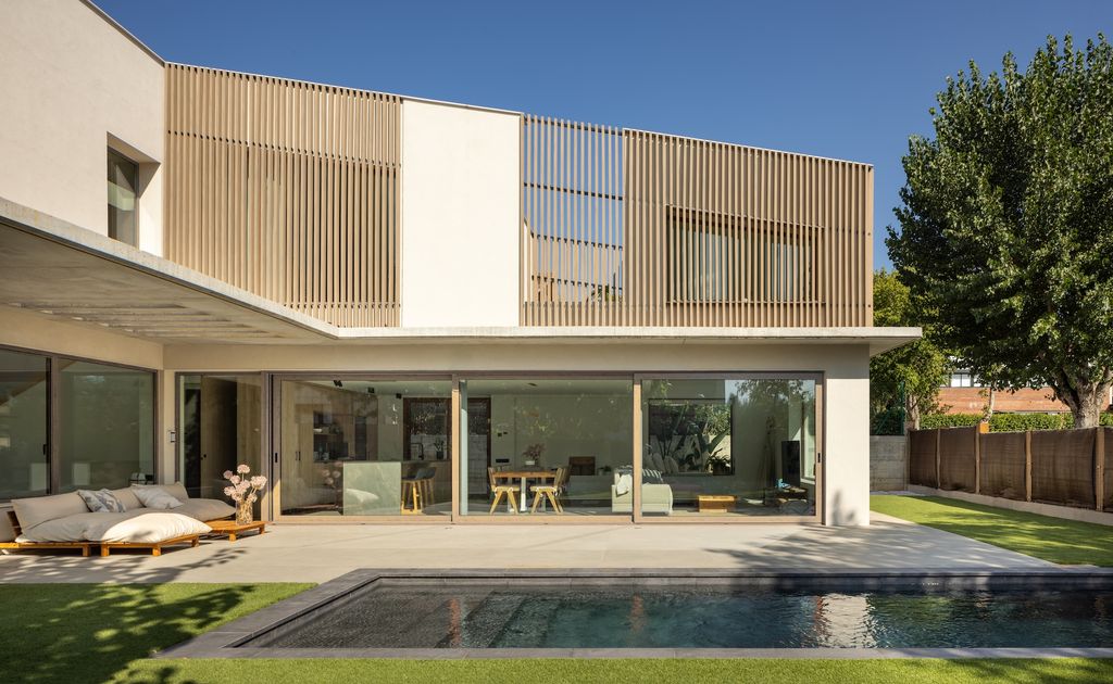 Casa conectada con el exterior. 