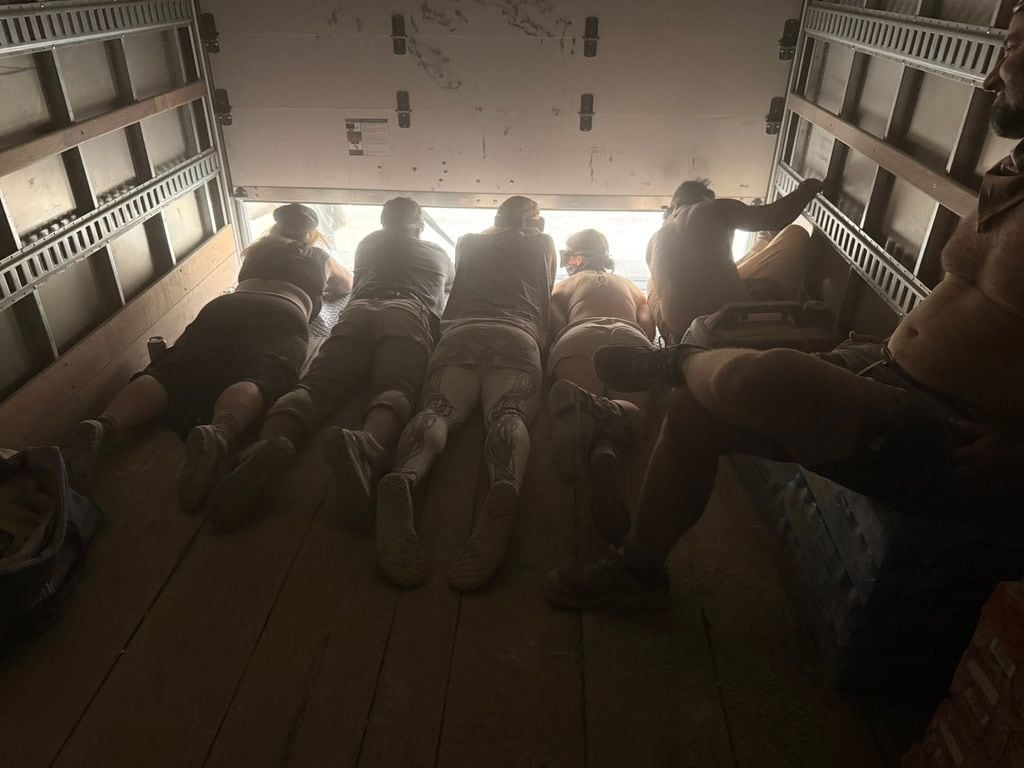 Tormenta de arena en el festival Burning Man 