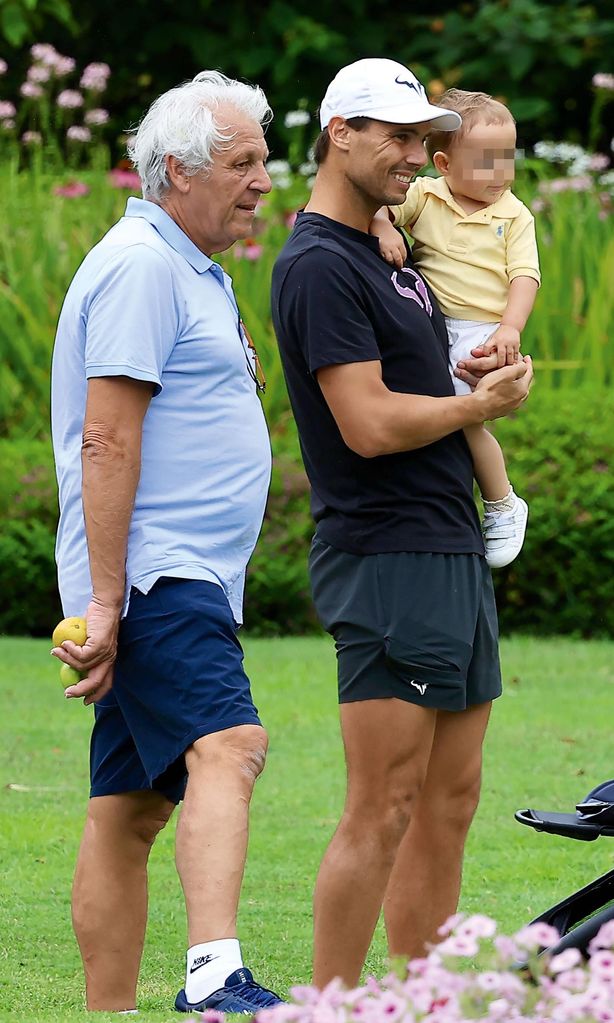 Rafa Nadal con su hijo HOLA 4146