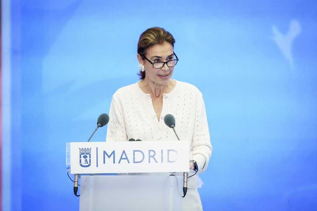 La escritora Carmen Posadas