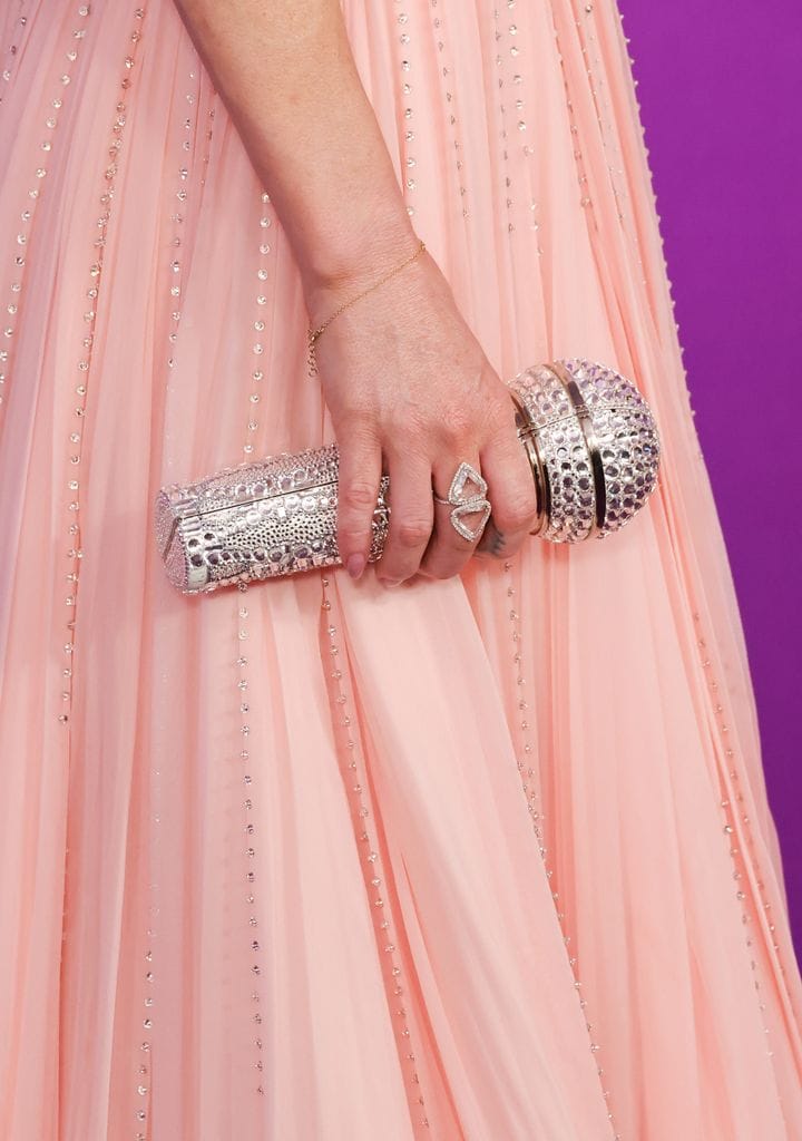 El accesorio de Lindsay Lohan en Londres.