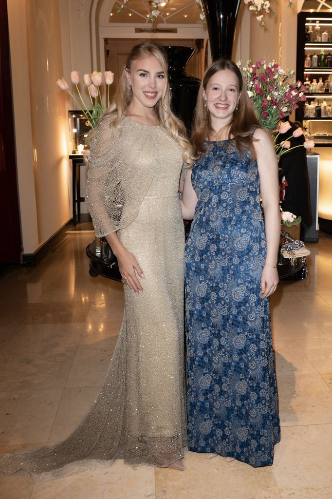 Maria Carolina de Borbón-Dos Sicilias con Dorothee de Borbón- Dos Sicilias 