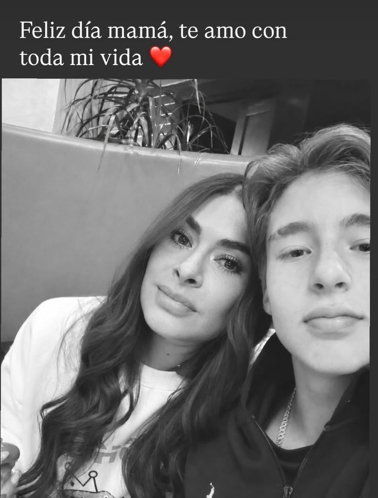 Mateo envió una linda felicitación para Galilea en sus redes sociales