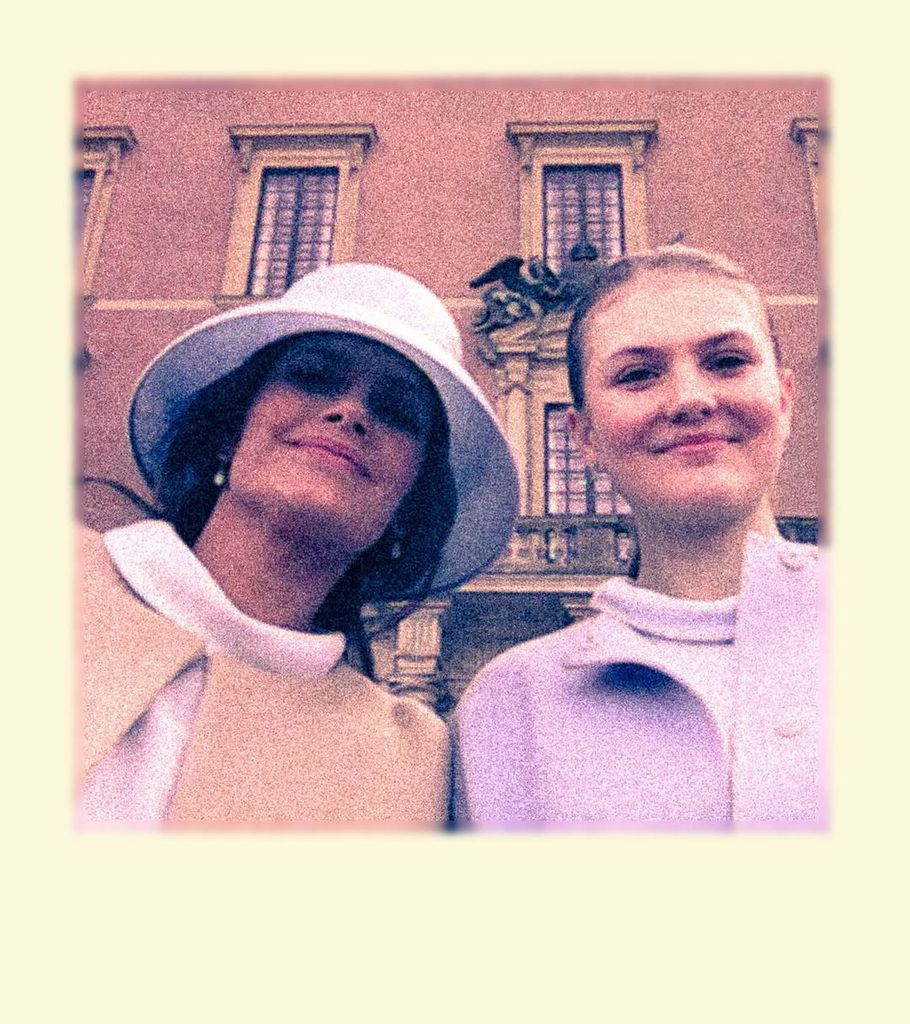 La princesa Estelle con su tía, la princesa Sofia