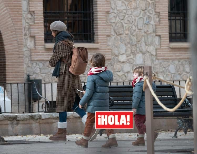 EXCLUSIVA: Sara Carbonero y sus hijos disfrutan de las navidades en Corral de Almaguer