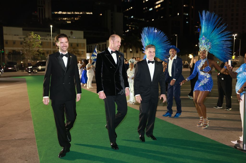 Llegada del príncipe Guillermo con Jason Knauf a la alfombra "verde" de los galardones en el evento más importante del viaje