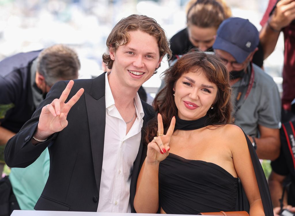 Ambos tuvieron dos hijos, Jack Kilmer y Mercedes Kilmer 
