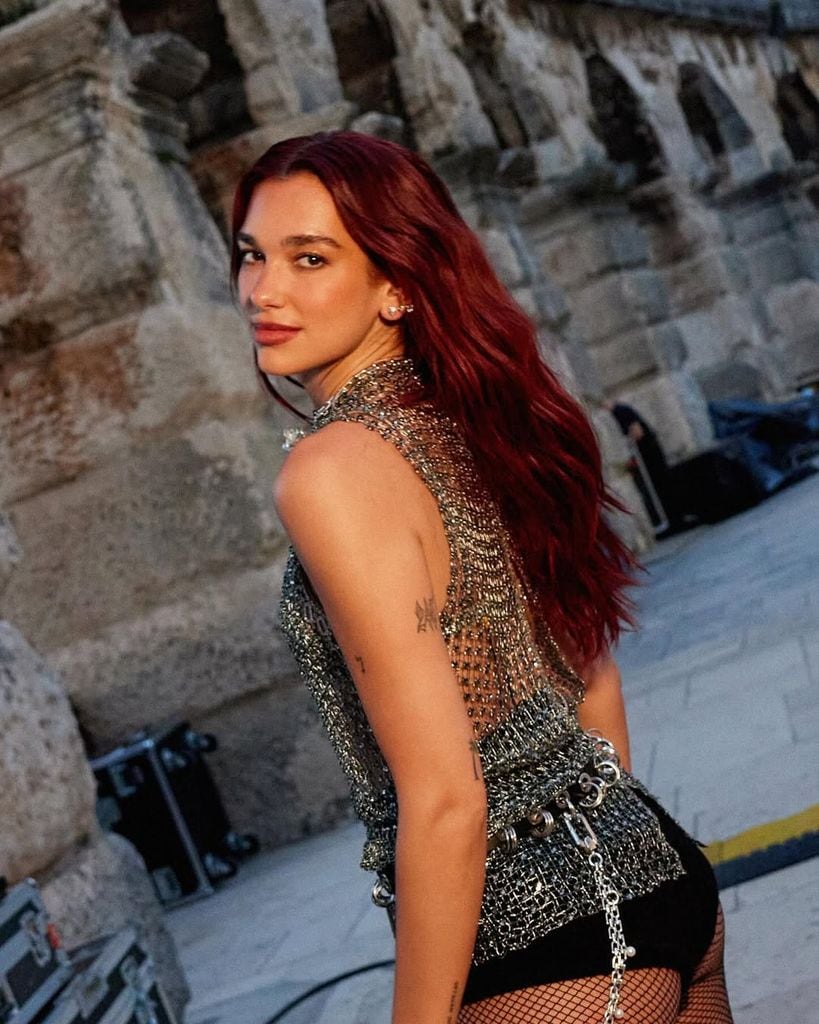 La cantante llevó este color de melena todo el 2024.