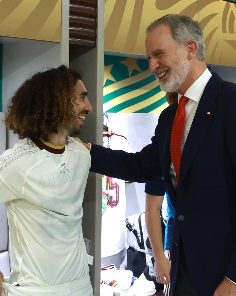 El Rey se ríe con Marc Cucurella