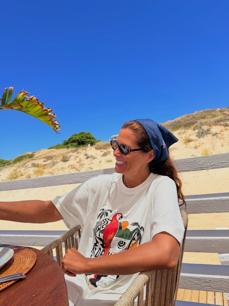 La presentadora define este rincón de la costa gaditana como una auténtica "fábrica de recuerdos"