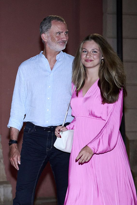 El rey Felipe VI y la princesa Leonor