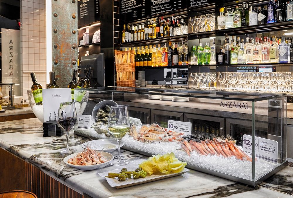 En la barra de Arzábal Retiro se peude disfrutar de un tapeo de altísima calidad.