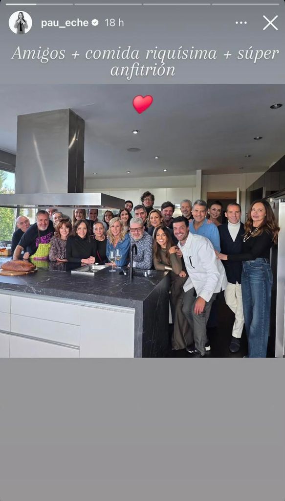 Ángel Martín ejerció de anfitrión con un gran grupo de amigos 