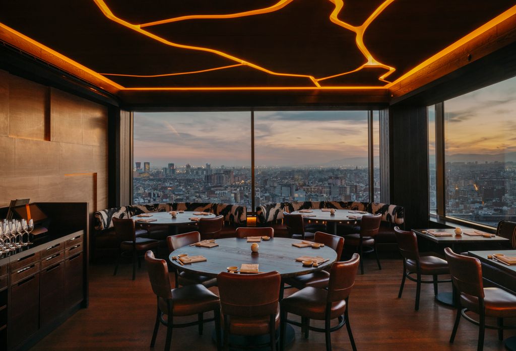 El Nobu Hotel Barcelona ofrece vistas imperdibles de la ciudad.