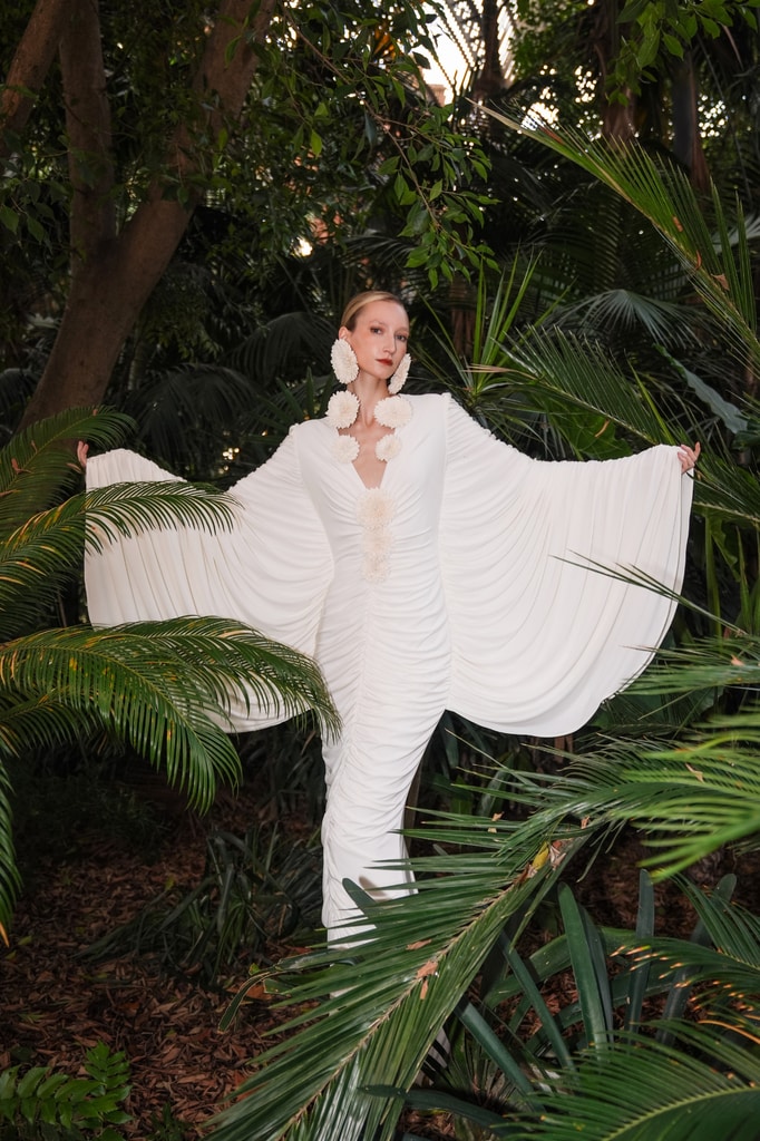 Vestido de novia con maximangas de Mariano Moreno