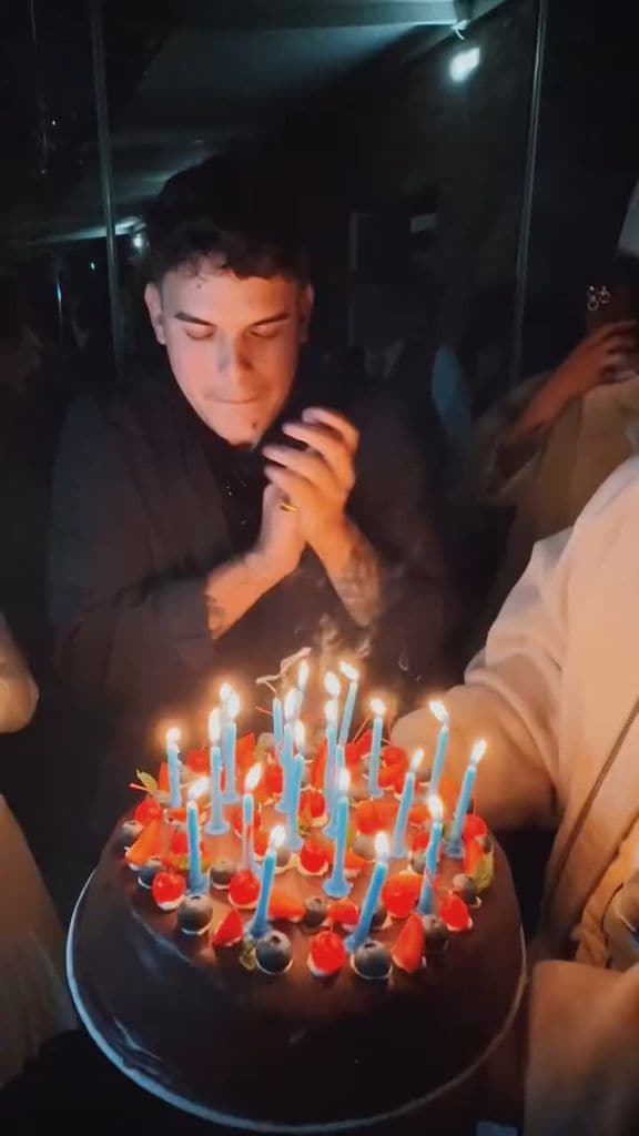 Jeremy, el hijo de Daddy Yankee, celebró en Italia su cumpelaños 27