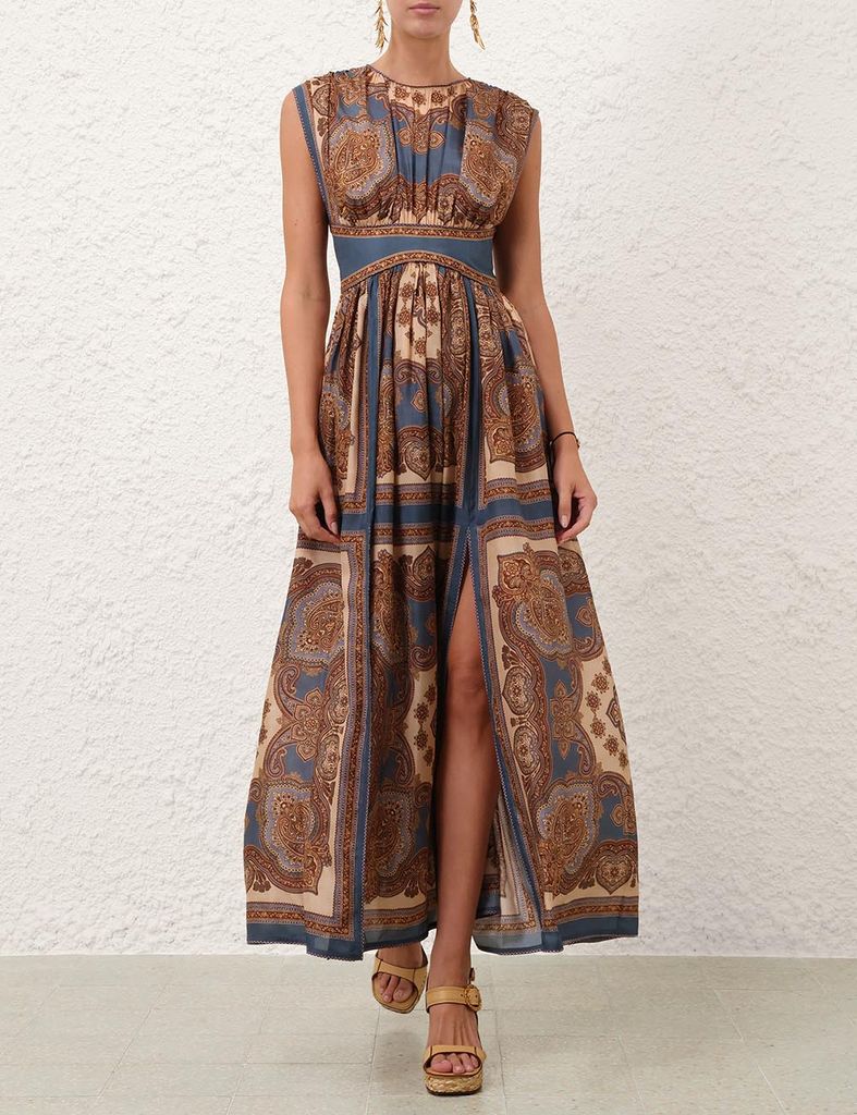 Vestido de seda con estampado paisley de Zimmermann.