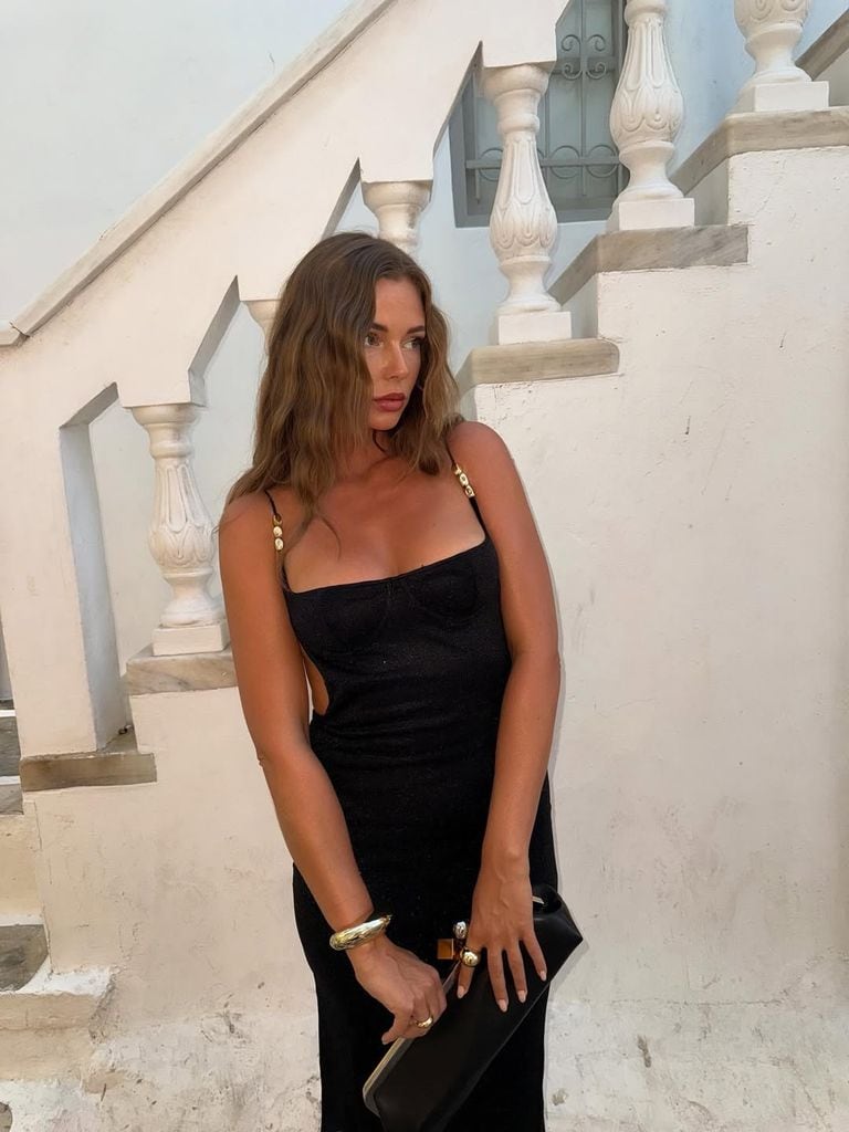 "Si tienes mucho pecho, no puedes llevar tops de tirantes": desmontamos este mito de moda