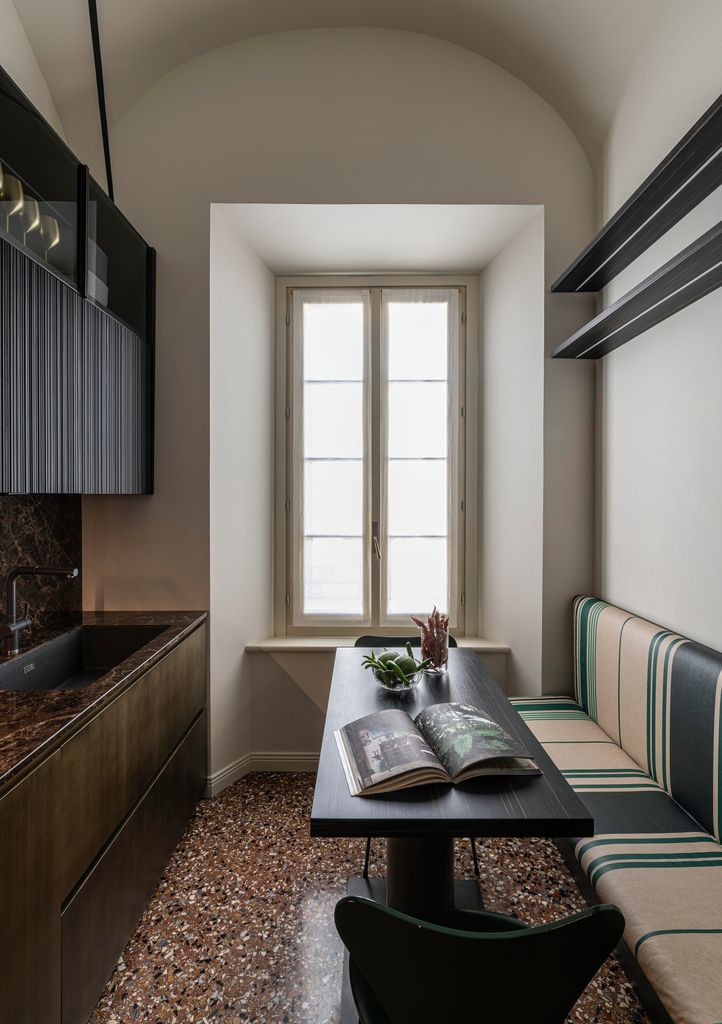 Cocina con zona de comedor