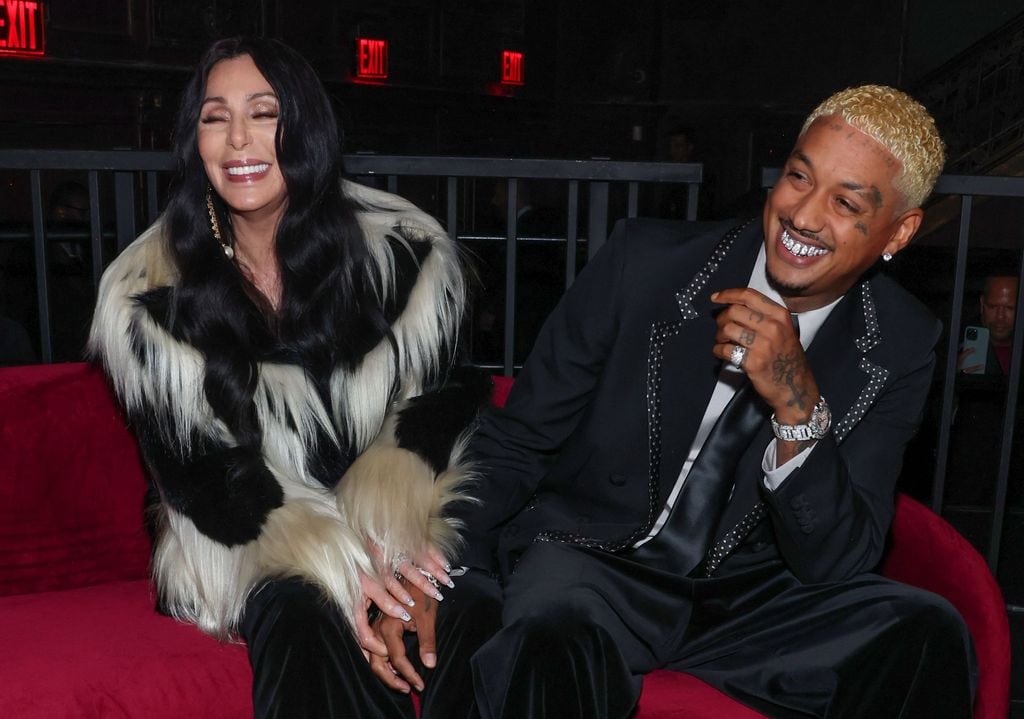 Según el 'Mirror', Cher y su novio se casarían en 2026